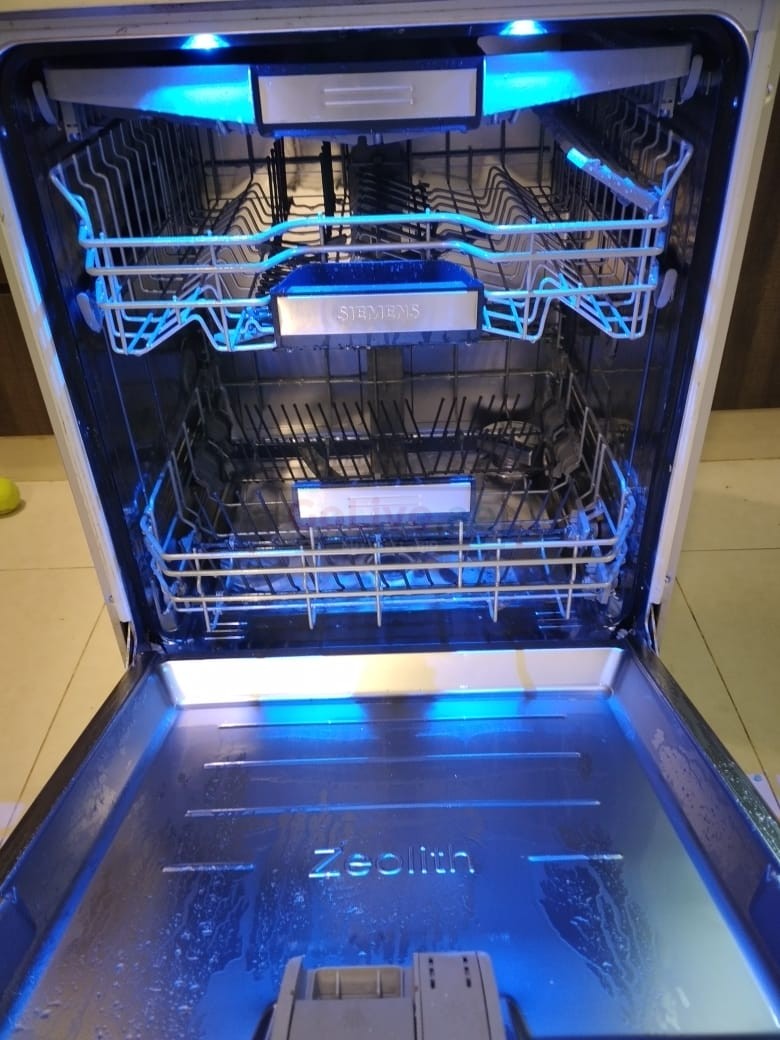 Siemens three rack dishwasher eco exclusive UAE Classifieds