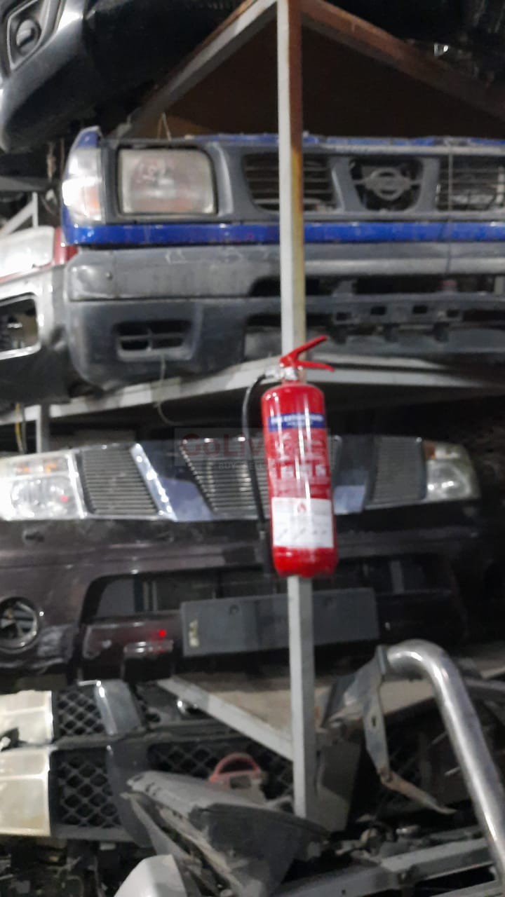 AHMADI NISSAN,FORD AUTO PARTS TR. (Used auto parts, Dealer, Sharjah