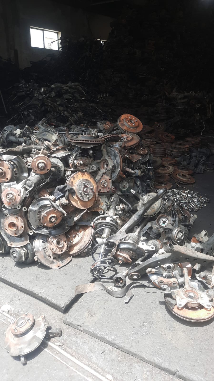 KHAT AL NEJOUM AUTO USED SPARE PARTS TR. (Used auto parts, Dealer