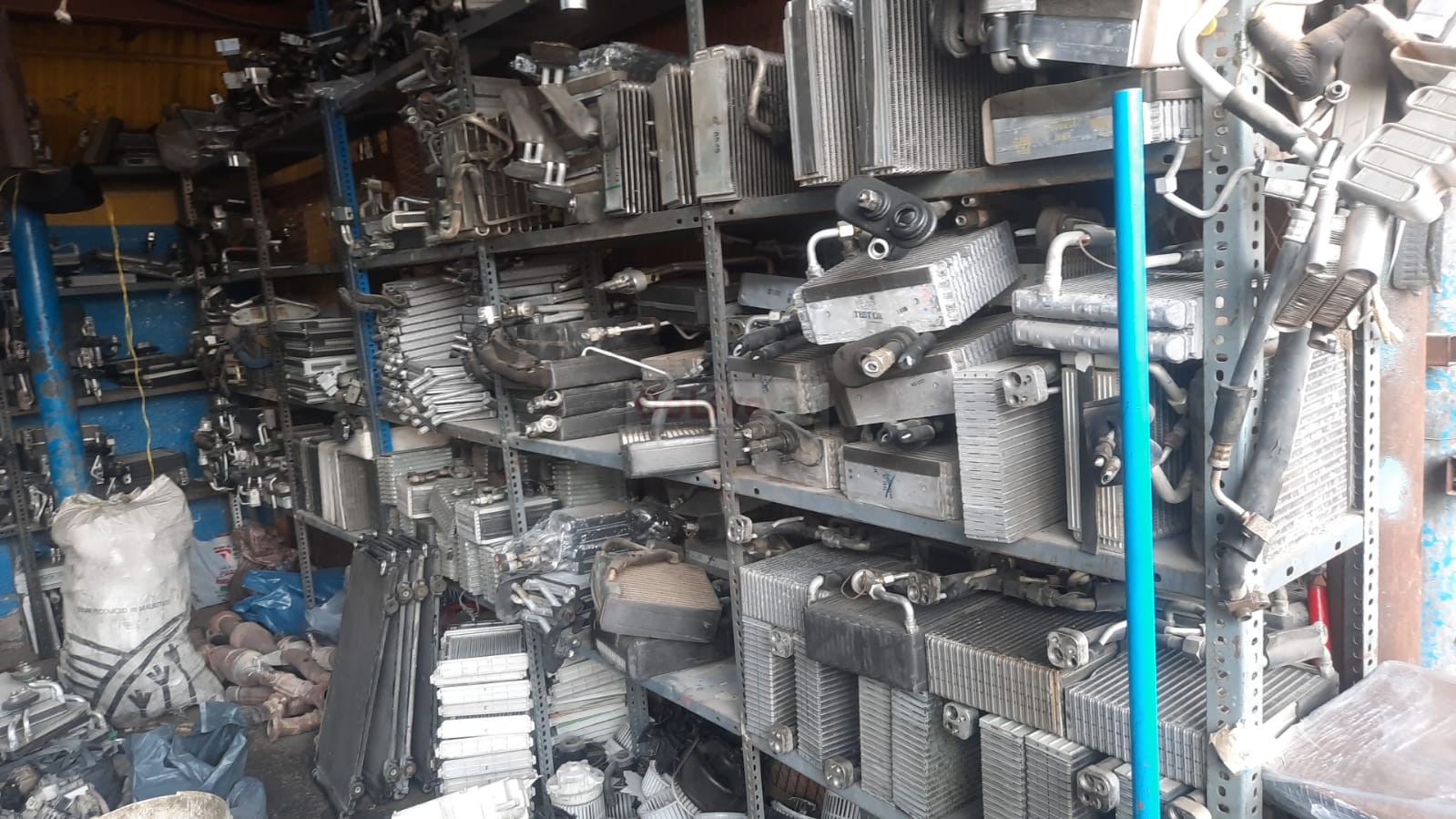 BAIT AL FARASHA AUTO USED SPARE PARTS TR. ( Used auto parts, Dealer