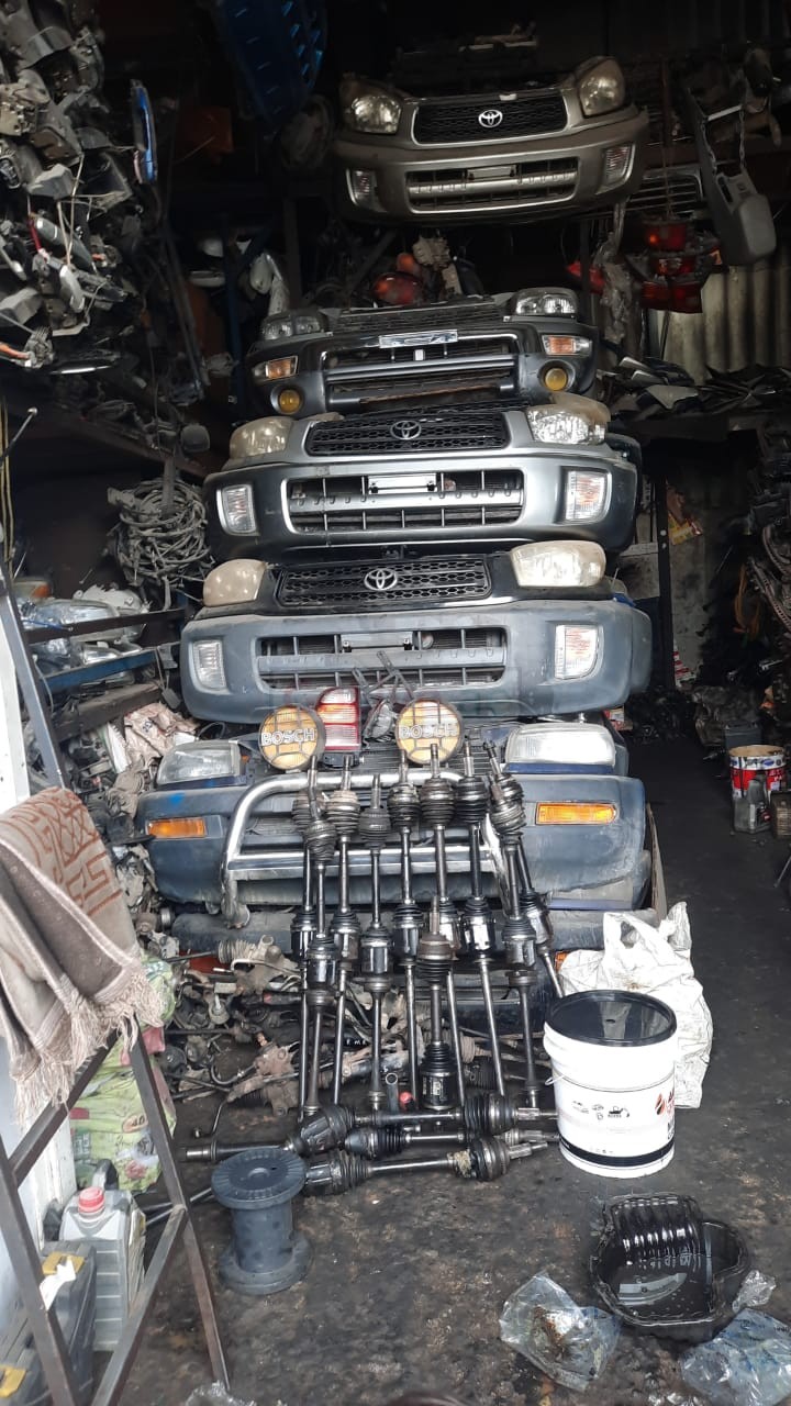 AL WARITH USED AUTO TOYOTA SPARE PARTS TR. (Used auto parts, Dealer