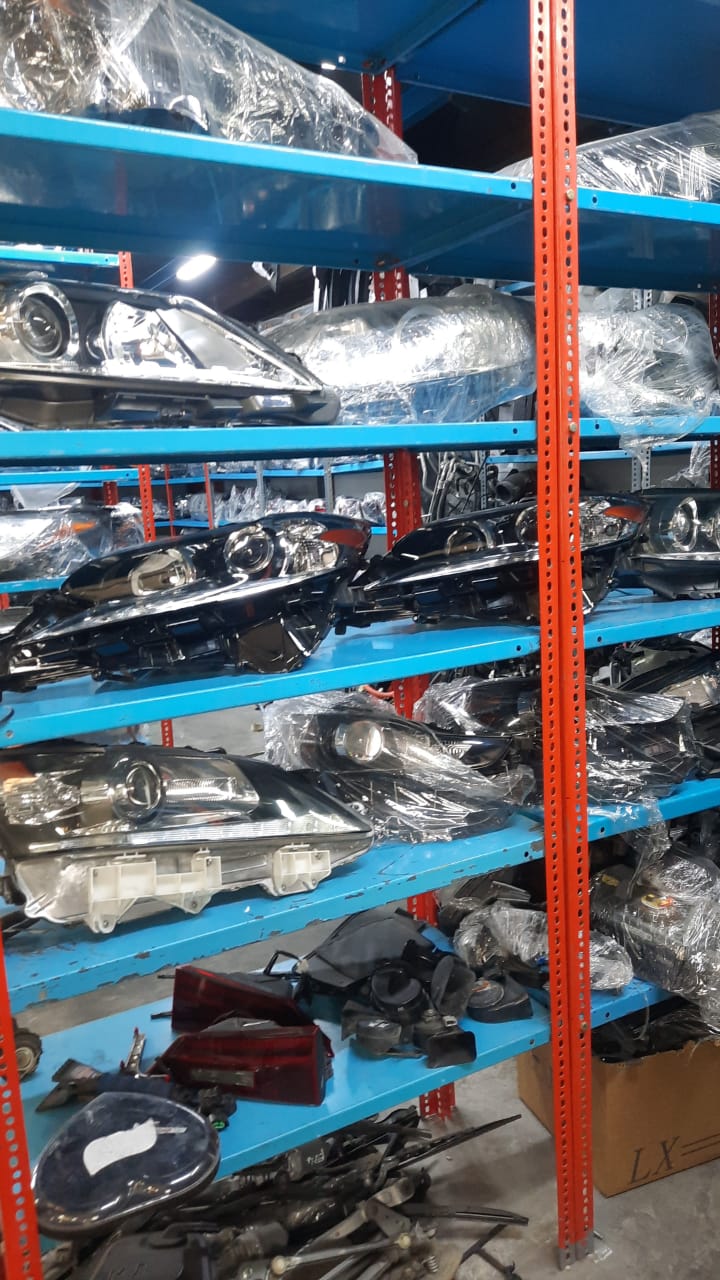 SAFEENAT AL KHALEEJ AUTO LEXUS USED SPARE PARTS TR. (Used auto parts