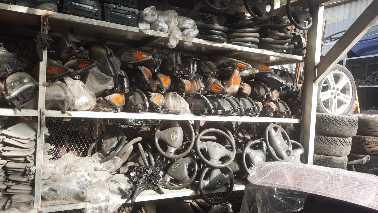 INAYAT OBAID USED TOYOTA AUTO SPARE PARTS TR. (Used auto parts, Dealer