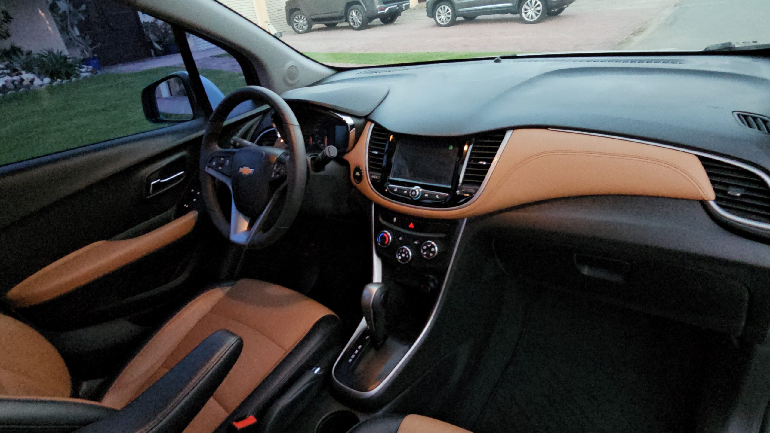 CHEVROLET TRAX LTZ 2017, PREMIUM, ONLY 22000 KMS FOR SALE 050 2134666