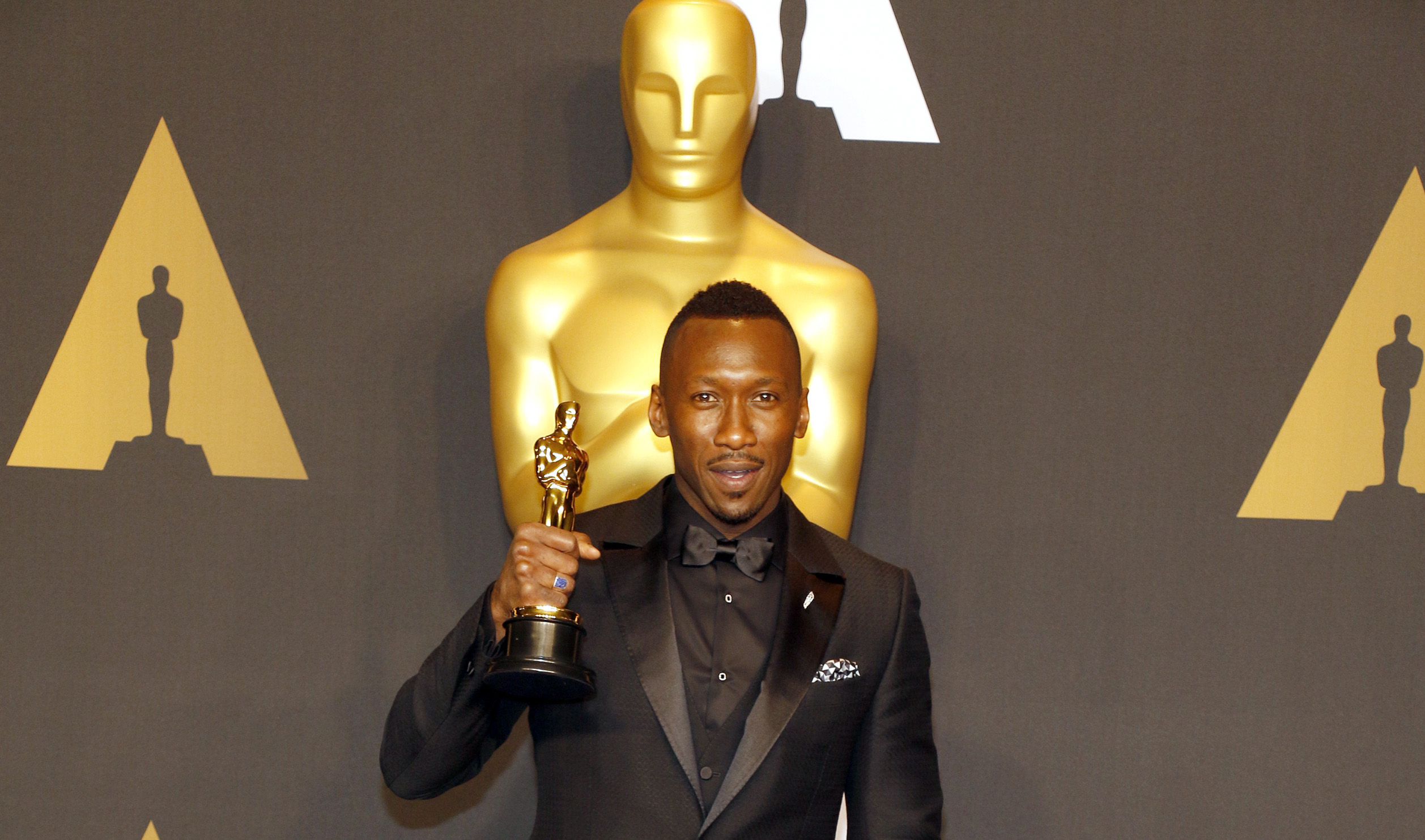 "Moonlight" First LGBTQThemed Best Picture Winner at the Oscars GO