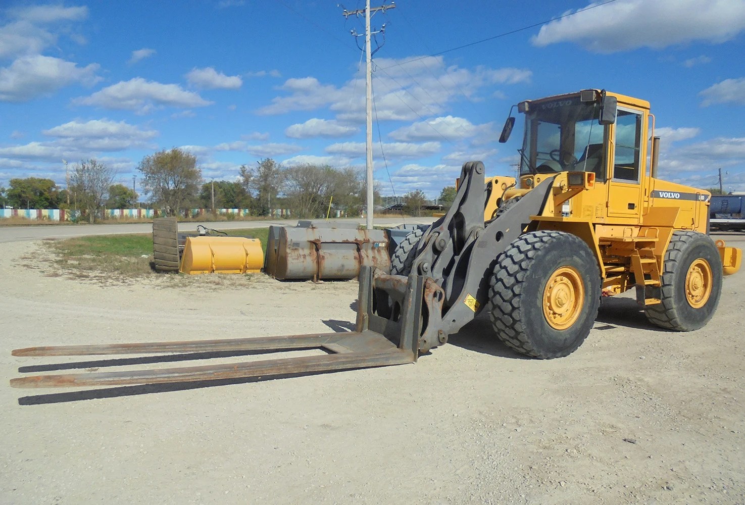 Midwest Equipment St Charles, Minnesota Wheel Loaders, Construction Equipment, Dismantled