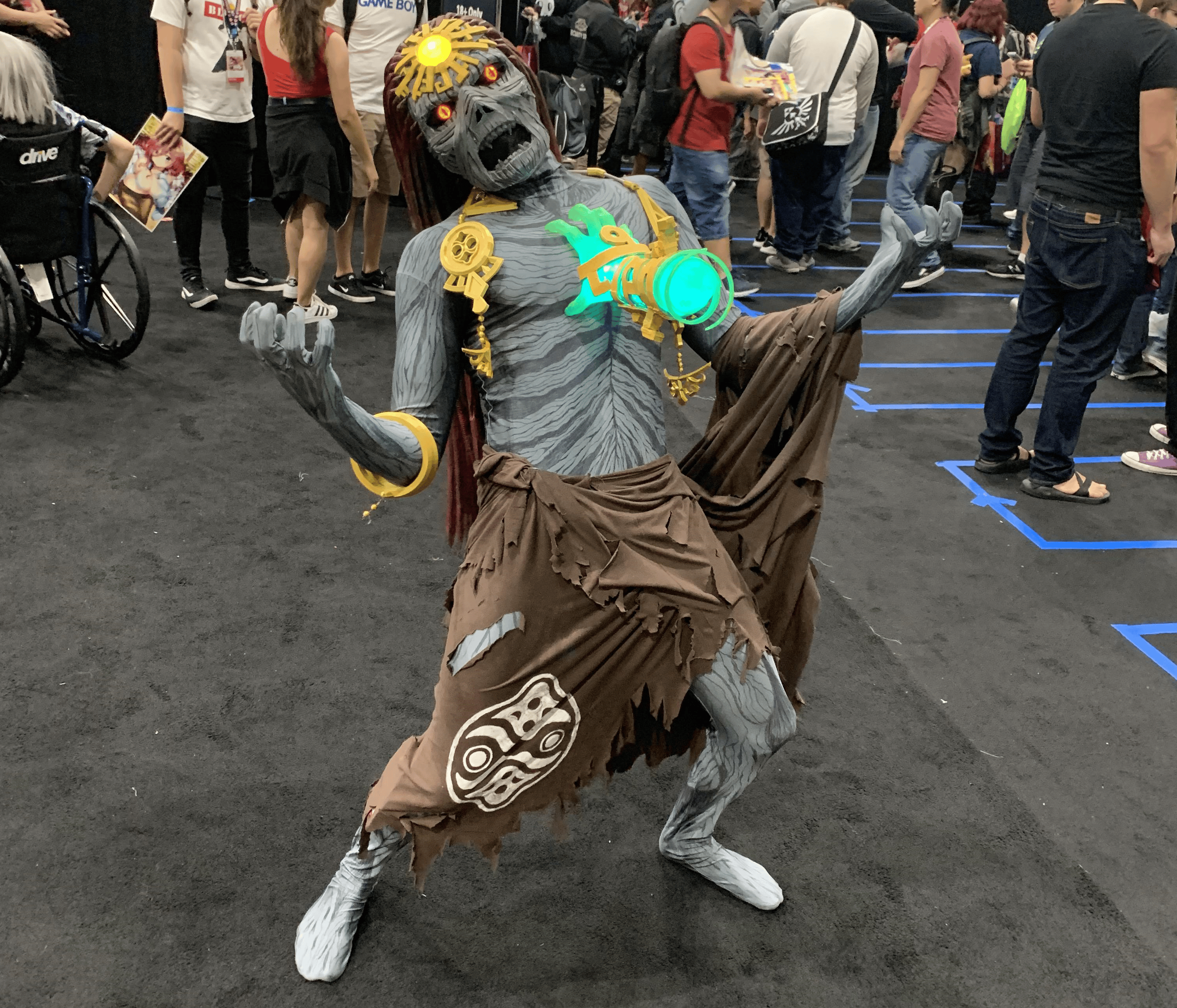 Amazing Zelda Breath of the Wild 2 cosplay spotted at Anime Expo 2019
