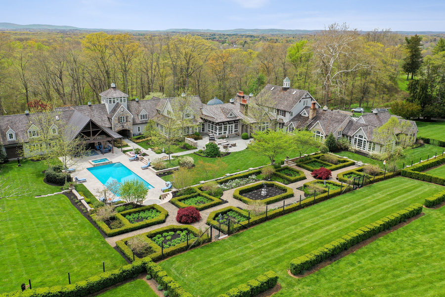 166 Liberty Corner Road, Far Hills