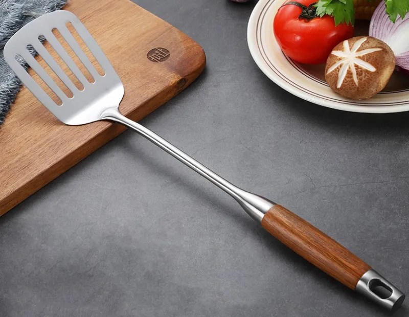 Spatula Vs Flipper Which Is Best For You In Cooking? 2023