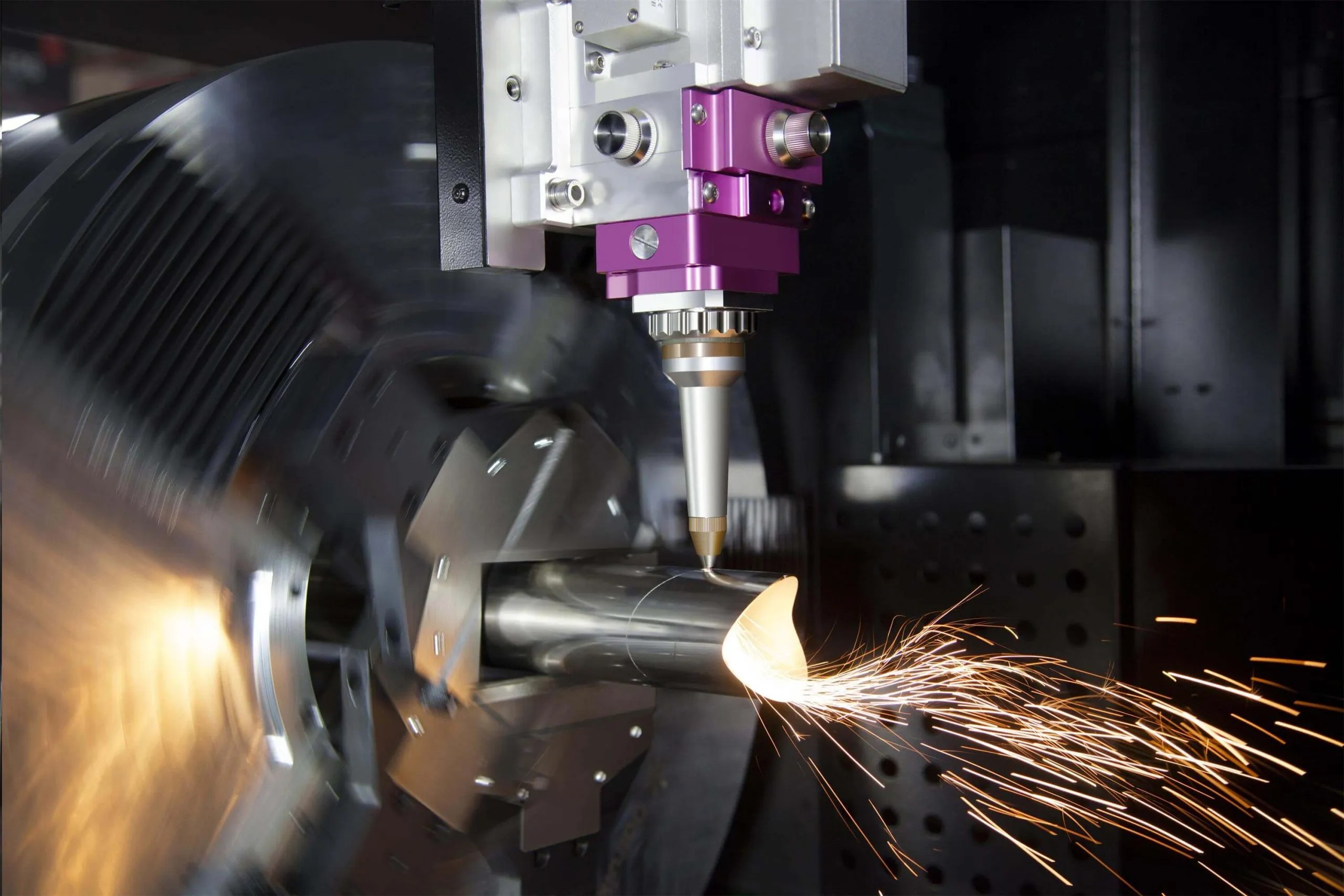 Baokun Laser is Good supplier of fiber laser cutting machine In China