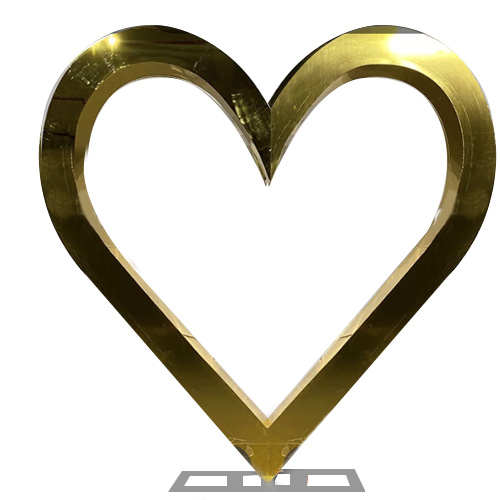 Gold Heart Stand Wall