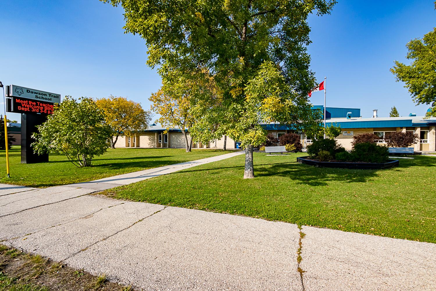 Lorette Real Estate & Community Guide Goodfellow Realty