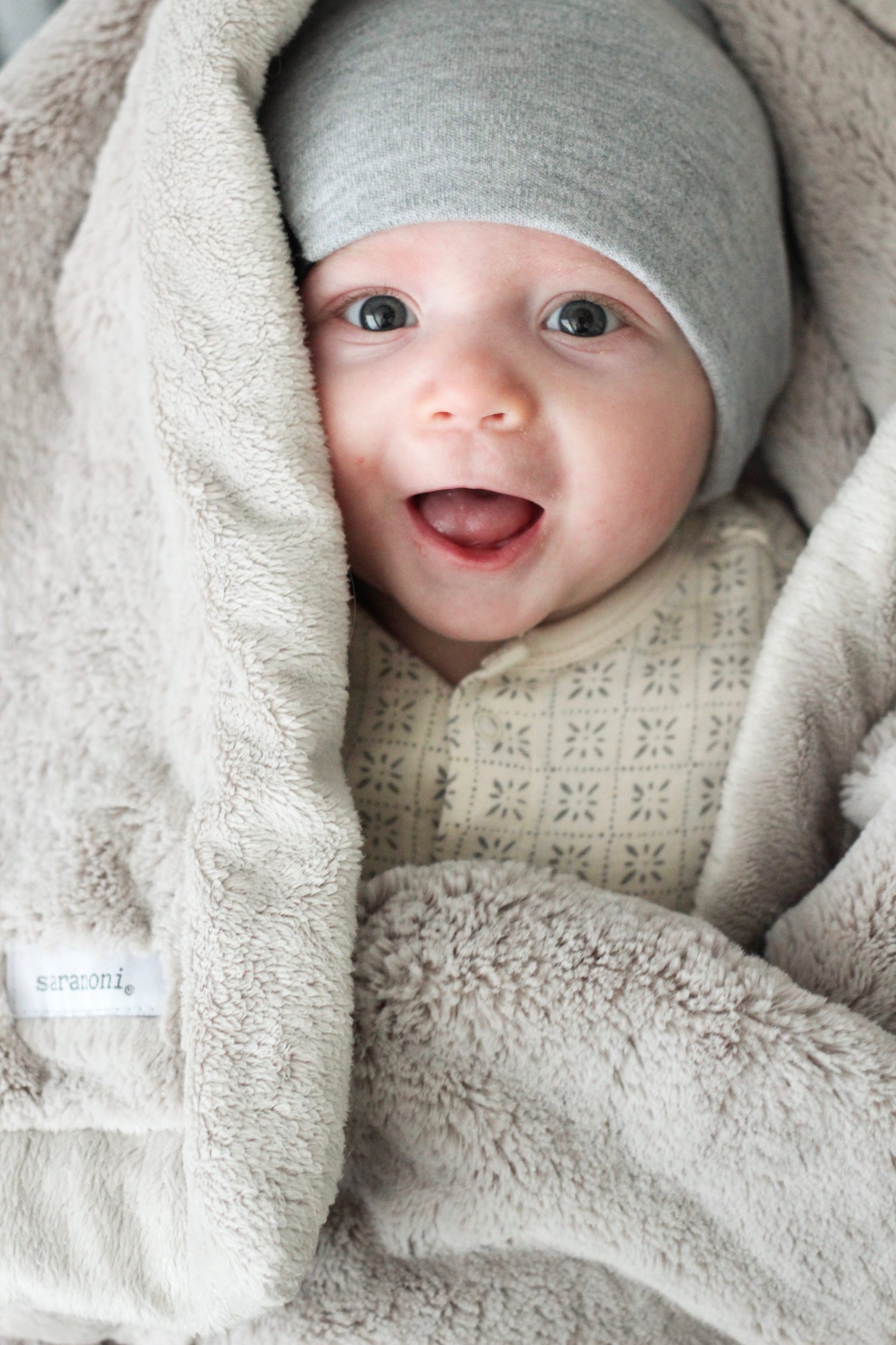 GoodGrandma Approved Saranoni Luxury Blankets GoodGrandma