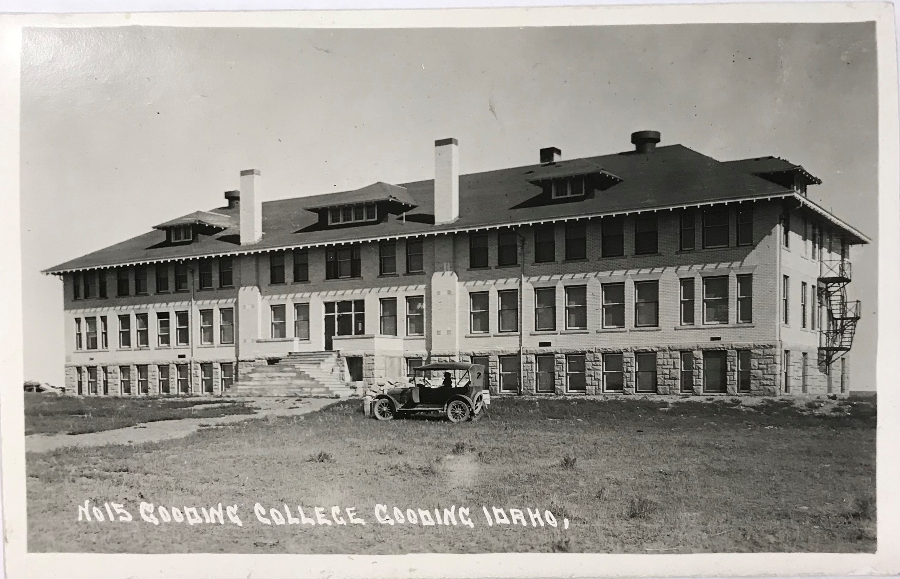 Gooding School District Follow The {Gooding} Leader