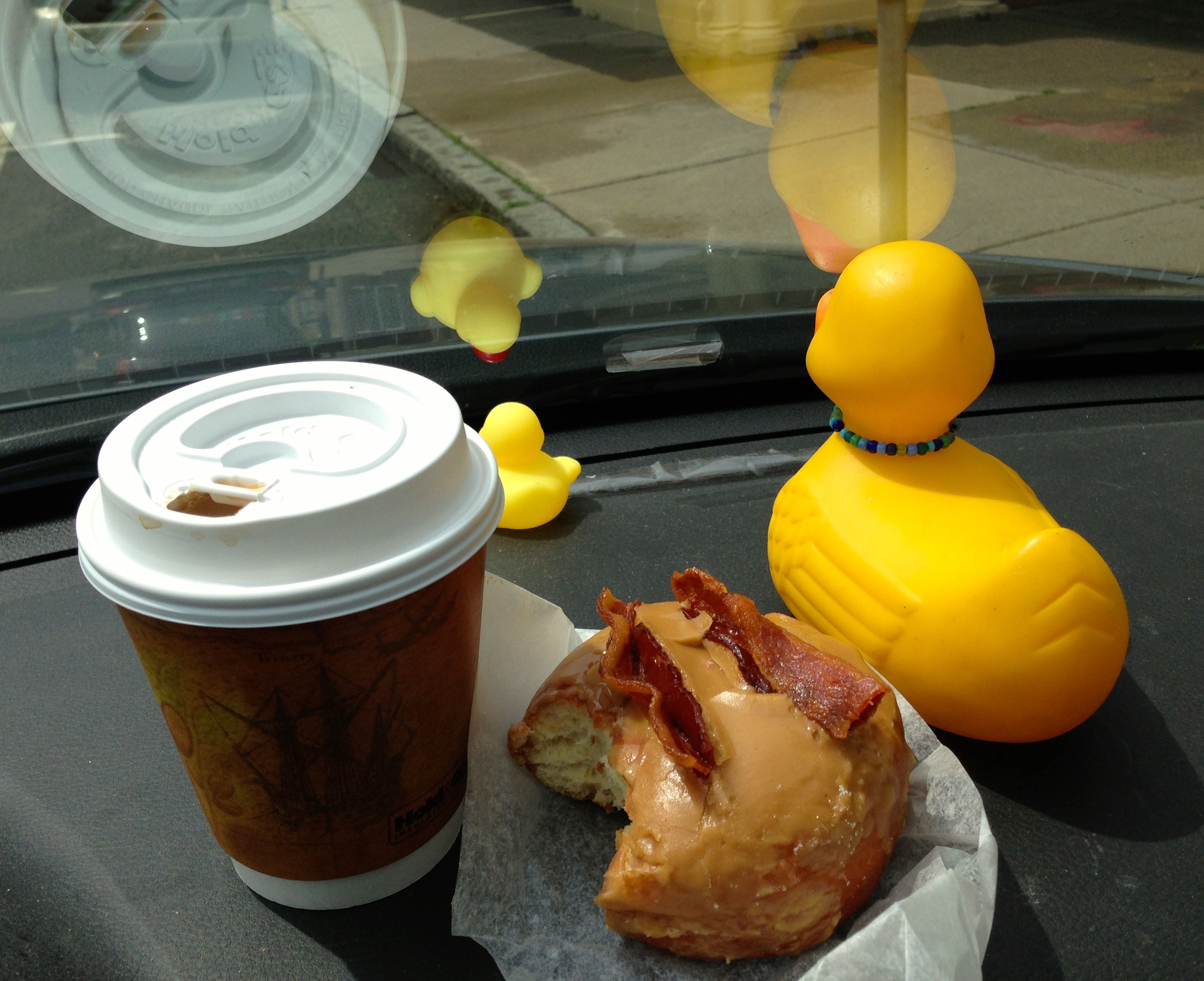 Rubber Duck Review Brothers Brew Coffee Shop, Rockport Good Morning