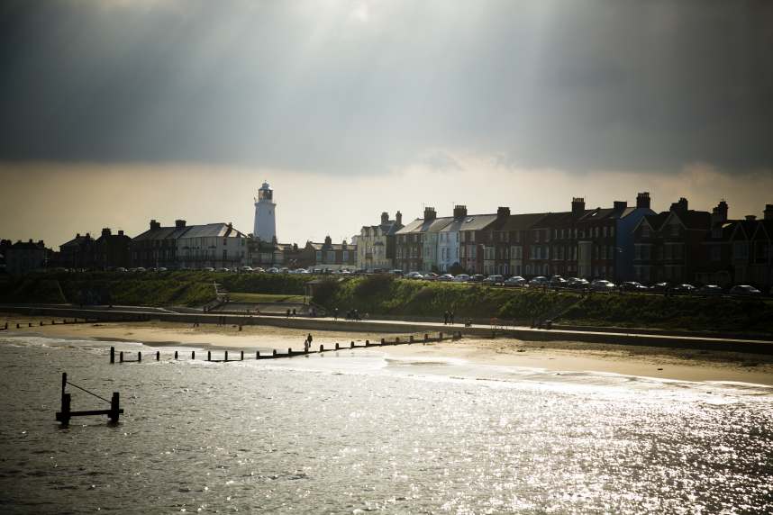 6 Best Suffolk Coastal Towns to Live or Visit