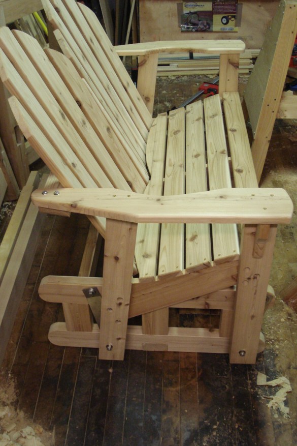 Heja Here Free woodworking plans glider rocker