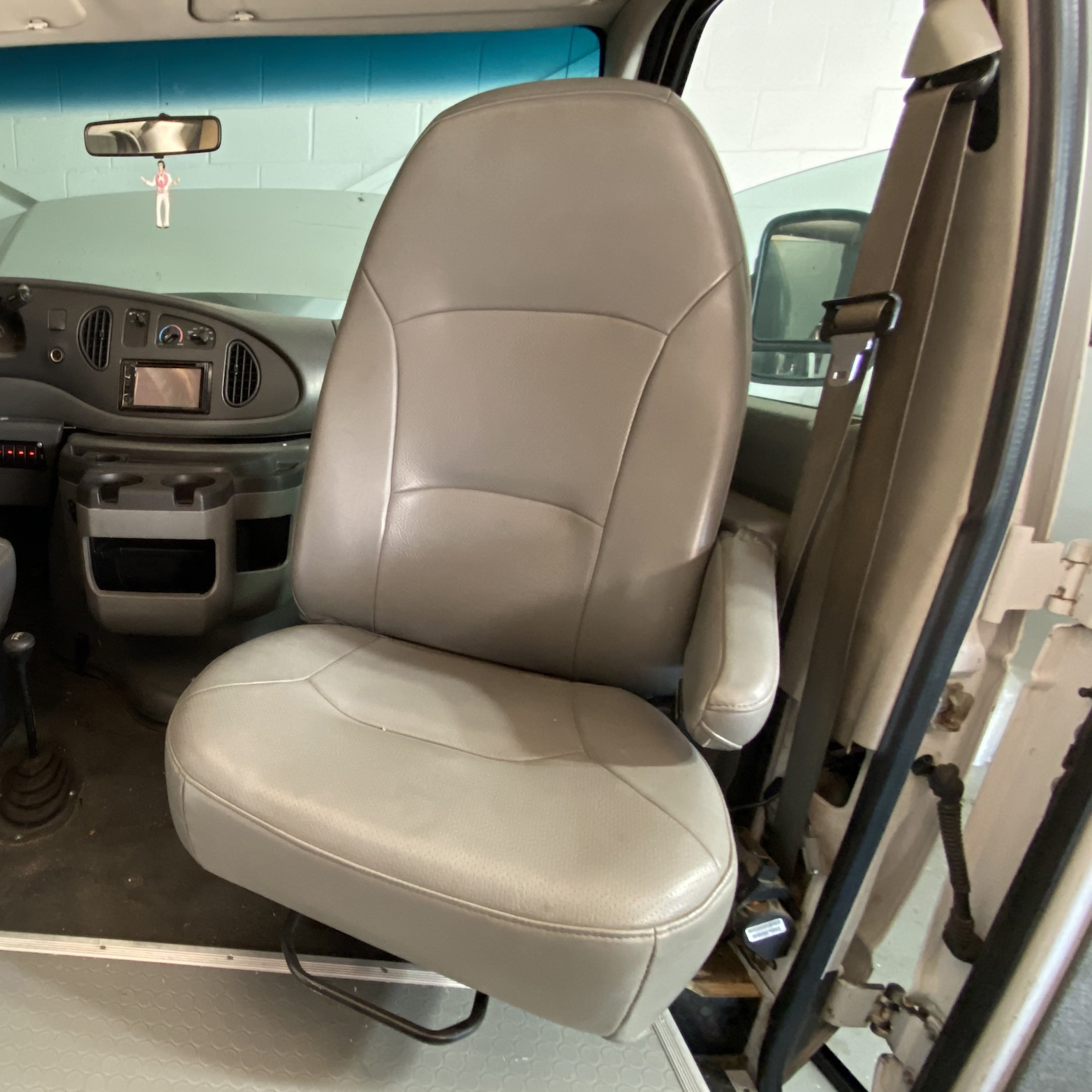 Swivel Seat Base Ford ESeries (1997 Current) Good Time Vans