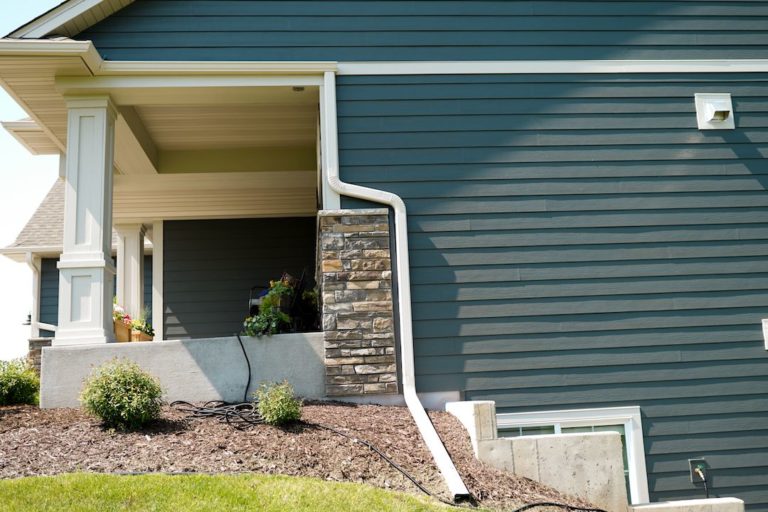 How to Choose the Right Gutter Color for your Home Good to go gutters