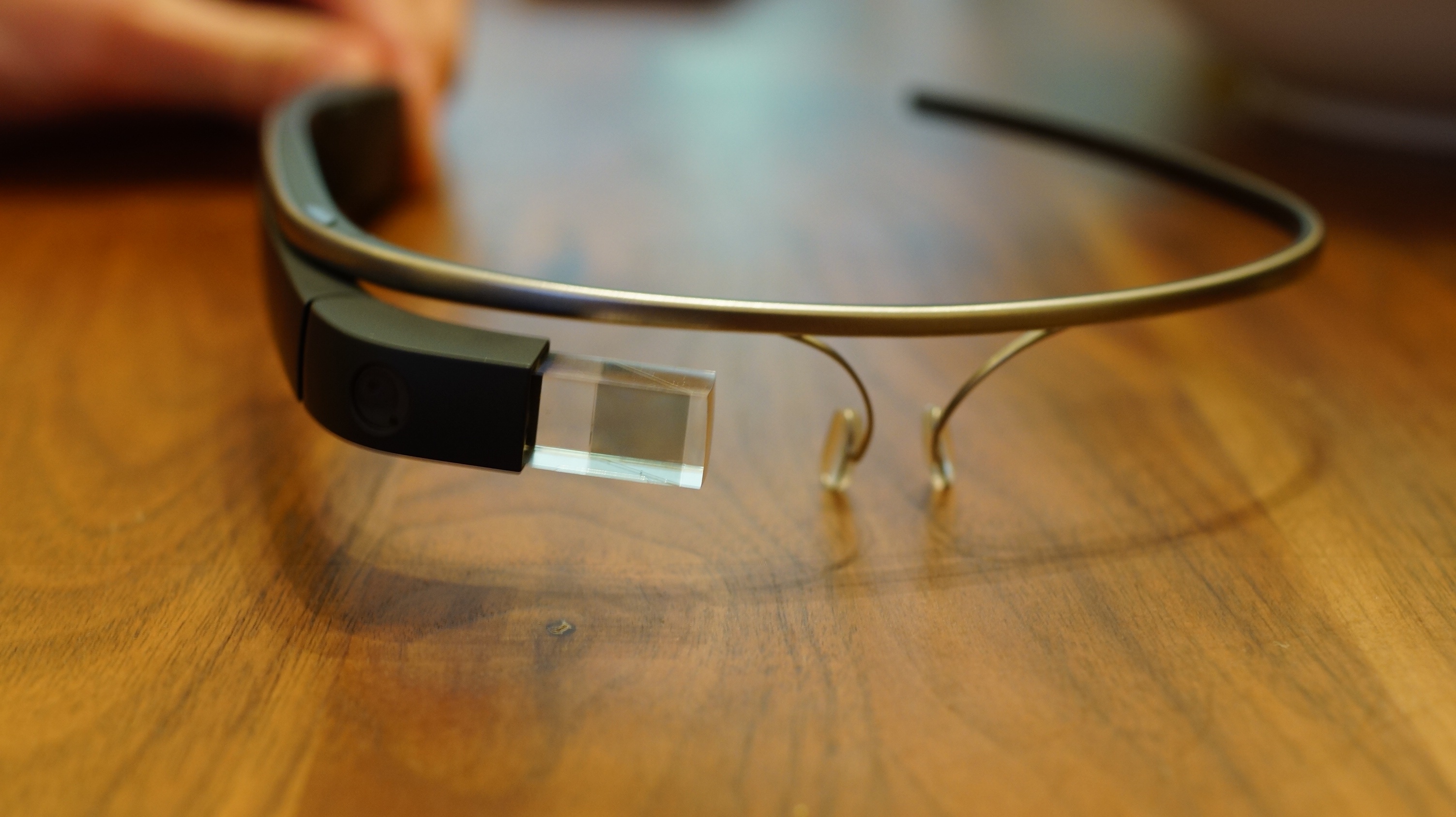 נחשפו התמונות הראשונות של משקפי Google Glass