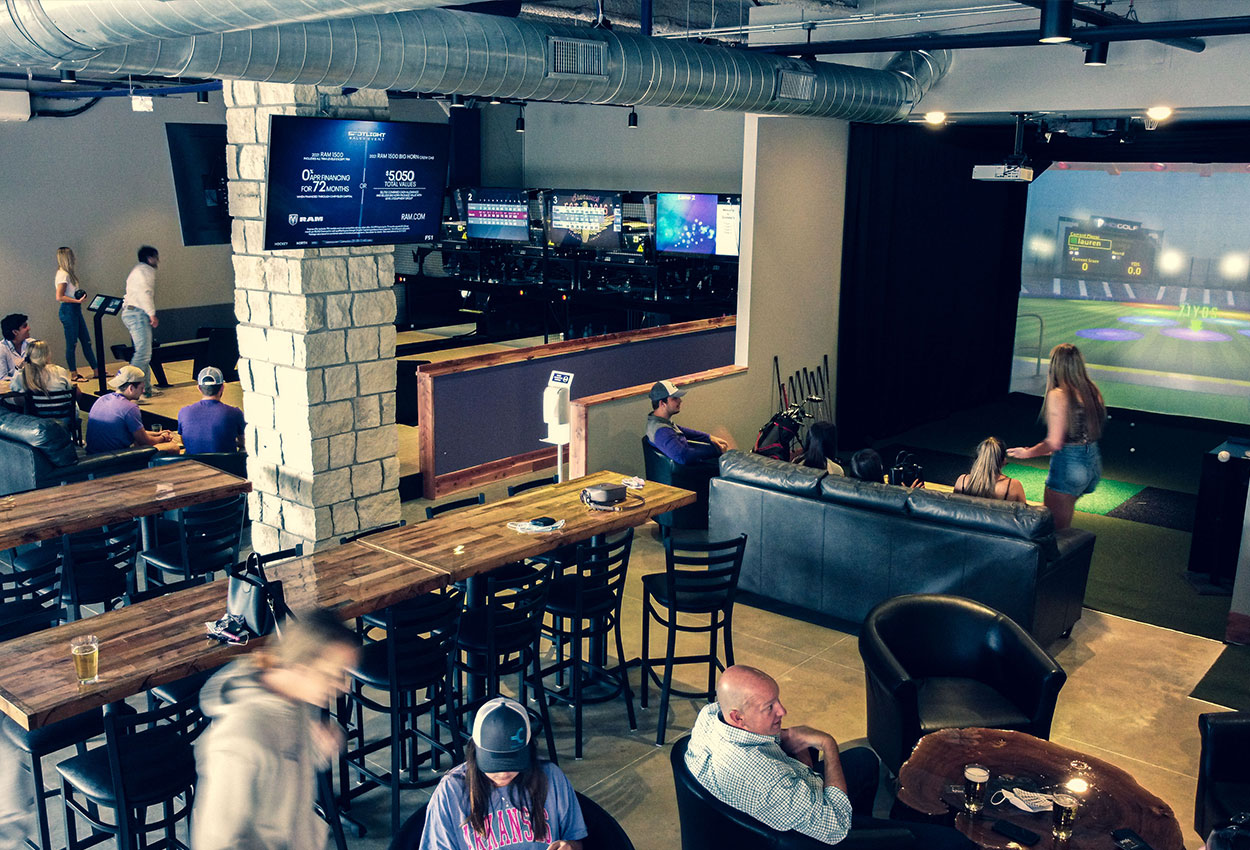 GOOLSBY'S Manhattan's SelfPour Beer Wall + Simulators