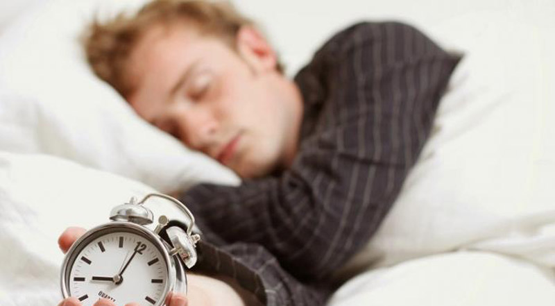 Hukum Tidur Kembali Setelah Salat Subuh saat Puasa Ramadan - gopos.id