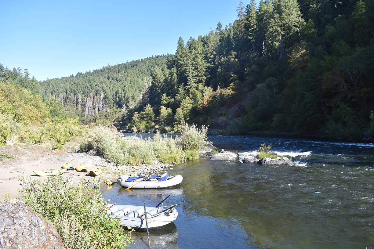 2024 Wild & Scenic Rogue River Rafting Guide + Map (updated)