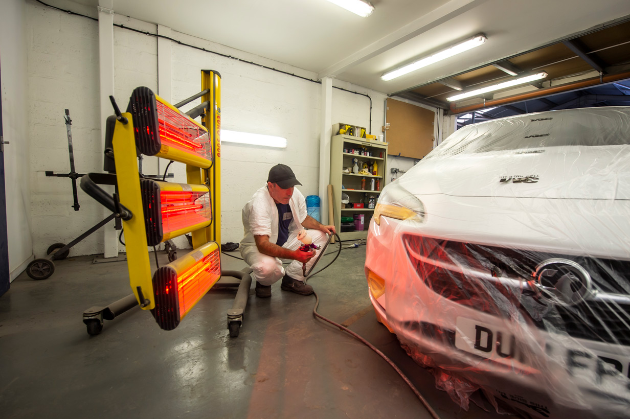 Gordon Cooley Accident Repair Glasgow Accident repair center in