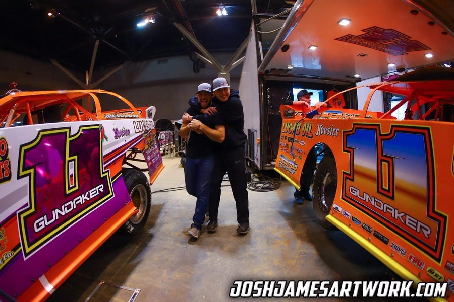 to the Official Home of Gordy Gundaker St. Charles, MO