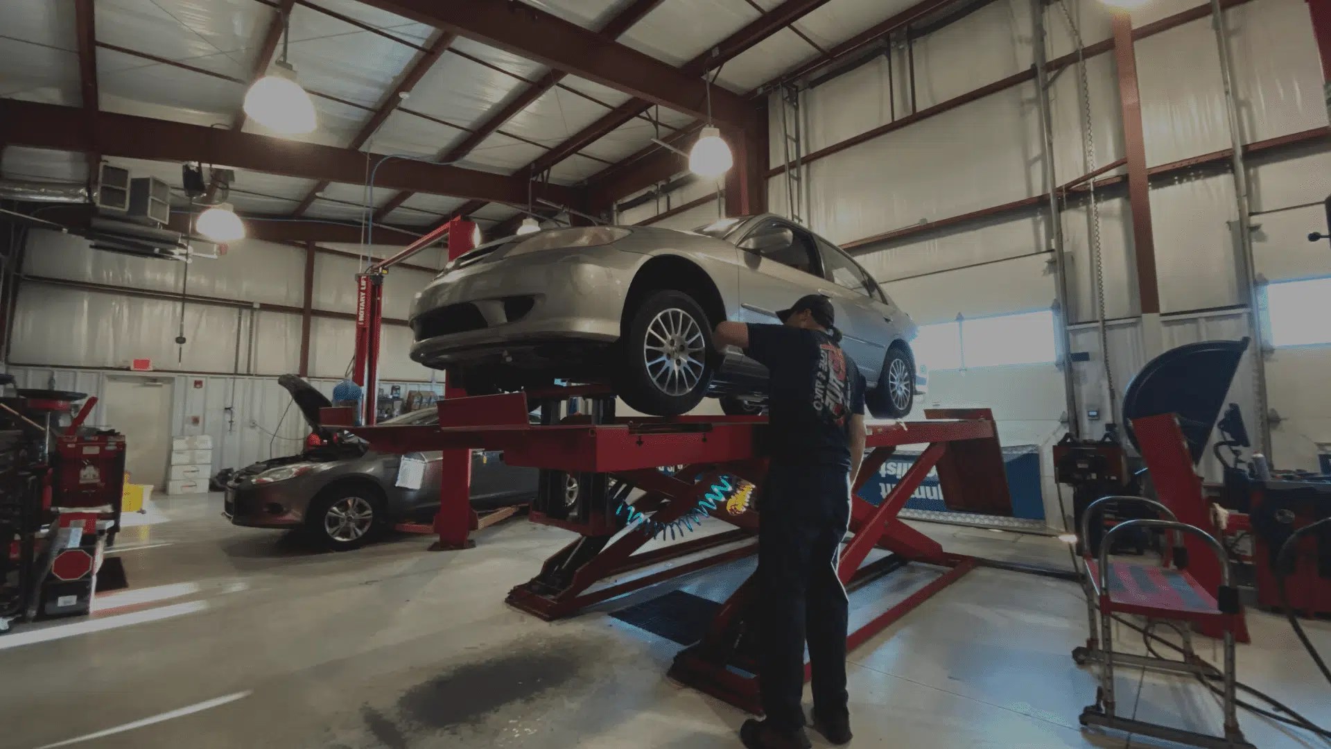 Redline Tire & Auto