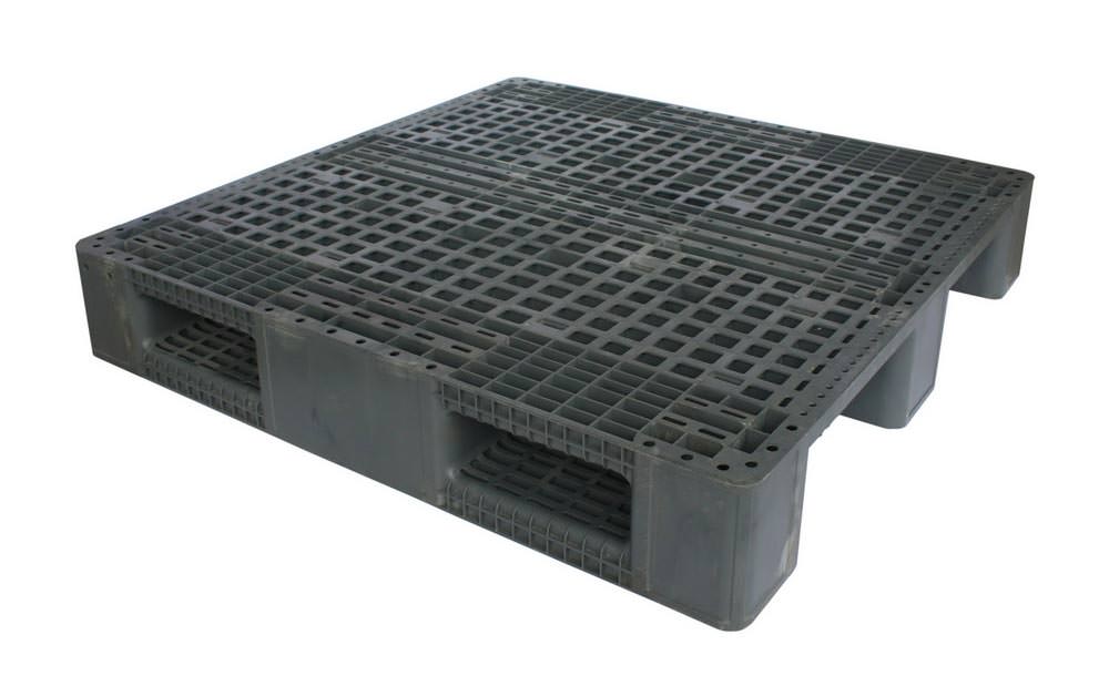 GPRT2 4840C Plastic Pallets from California