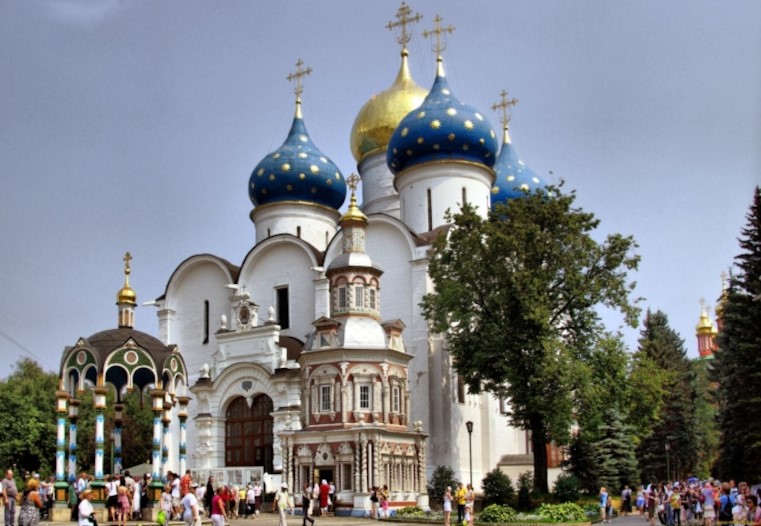 Why Do the Altars of Orthodox Churches Face the East?