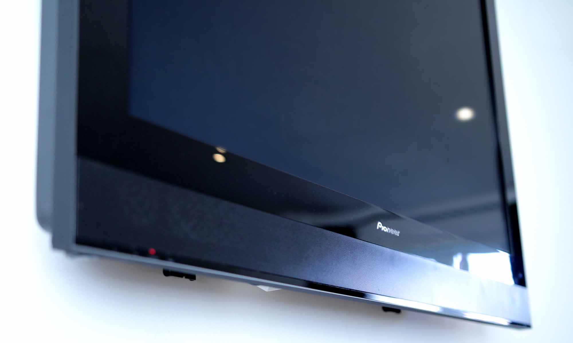 How to Install a Heavy TV on Dot & Dab Plasterboard