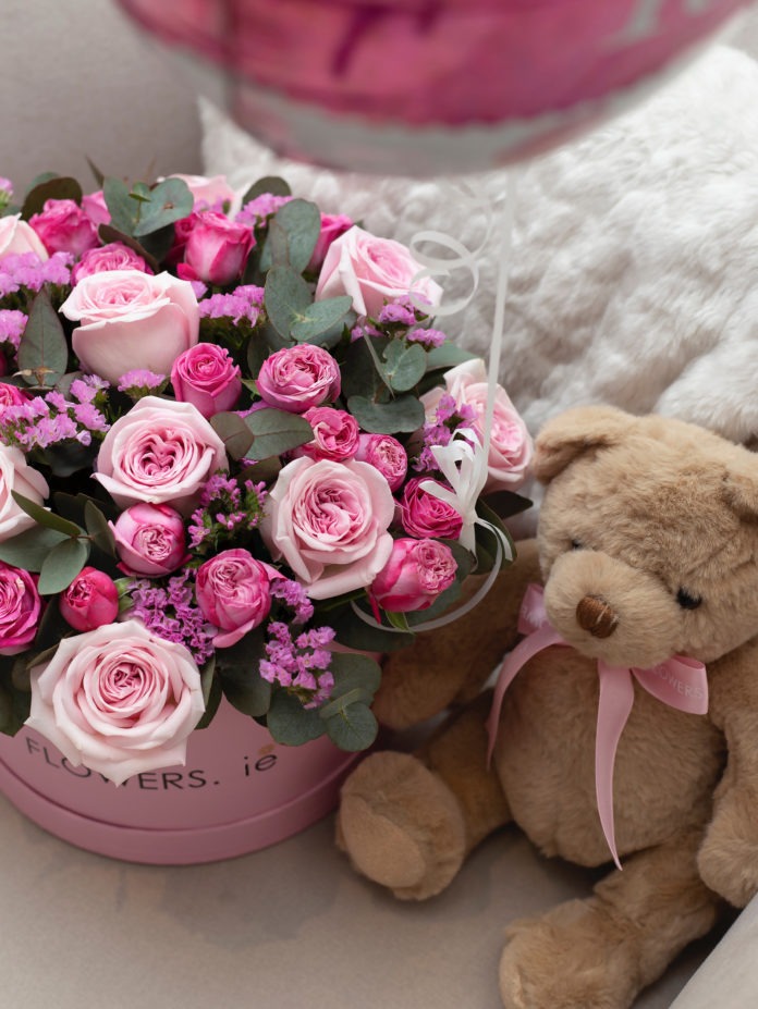 WIN A luxury bouquet worth €150 from Flowers.ie with chocolates and