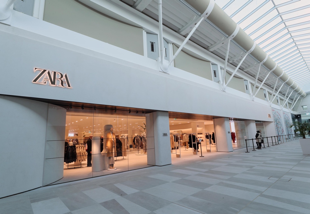 Zara to charge Irish customers for online returns for the first time