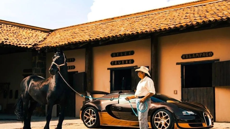 Quién es Don Huayra el dueño del único Bugatti Chiron en México