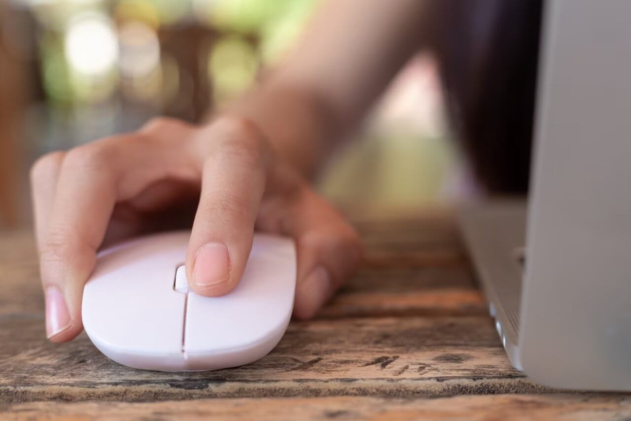 Why Computer Makes Buzzing Noise When Scrolling 2024