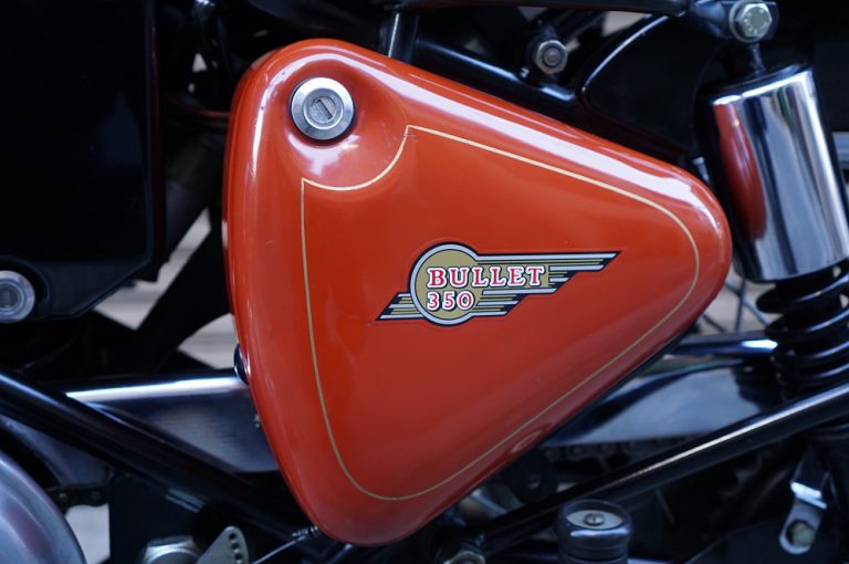 ロイヤルエンフィールド 旧型BULLET 350cc中古車入荷です！ 後藤屋モーターワークス
