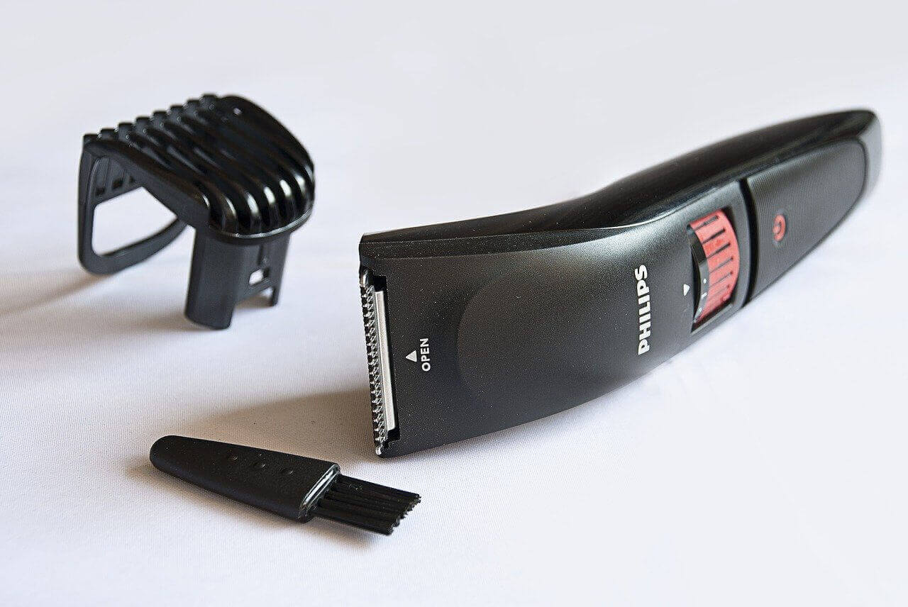 10 Best Electric Razor for Elderly Man in 2021 Got Some Balls