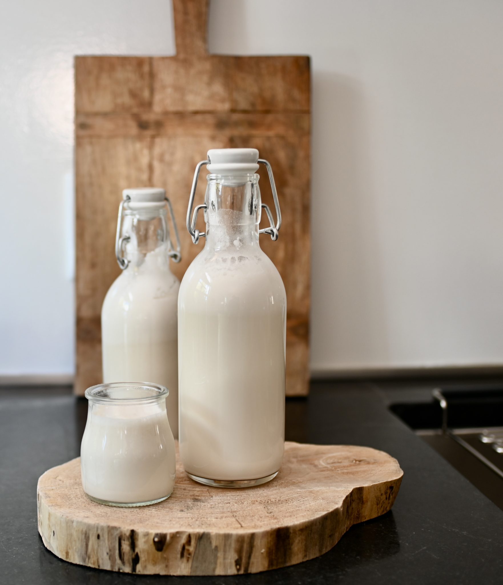 Homemade Oat Milk (with coconut milk) Gourmet Vegetarian Kitchen