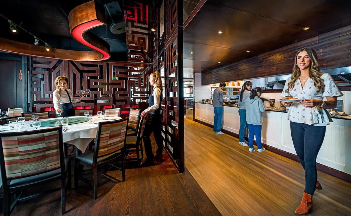 Make Christmas even more special with a visit to the Jasmine Palace