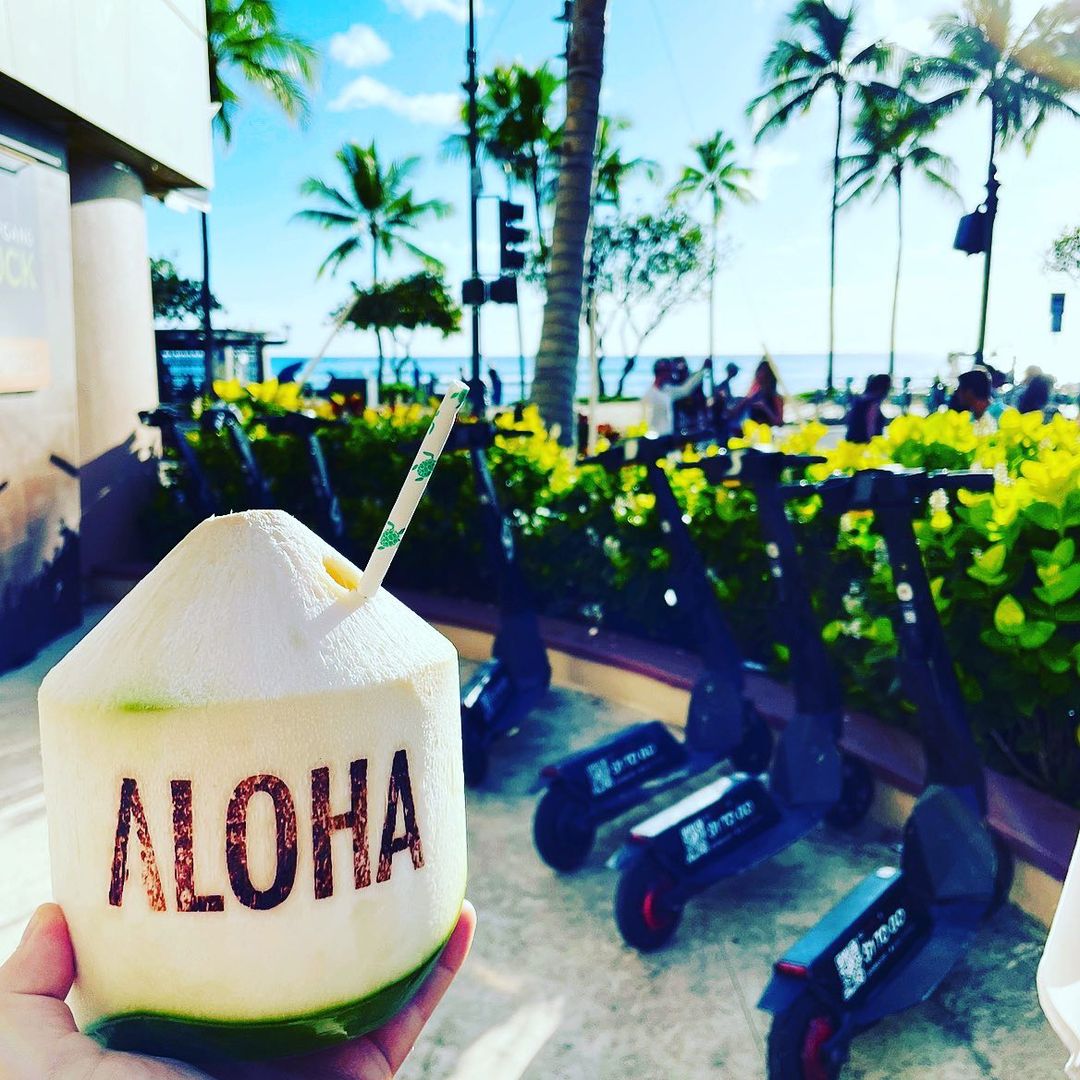 Rent a Scooter 24/7 in Honolulu