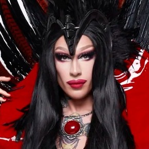 Kameron Michaels | Drag Queen | Squirrels & Friends