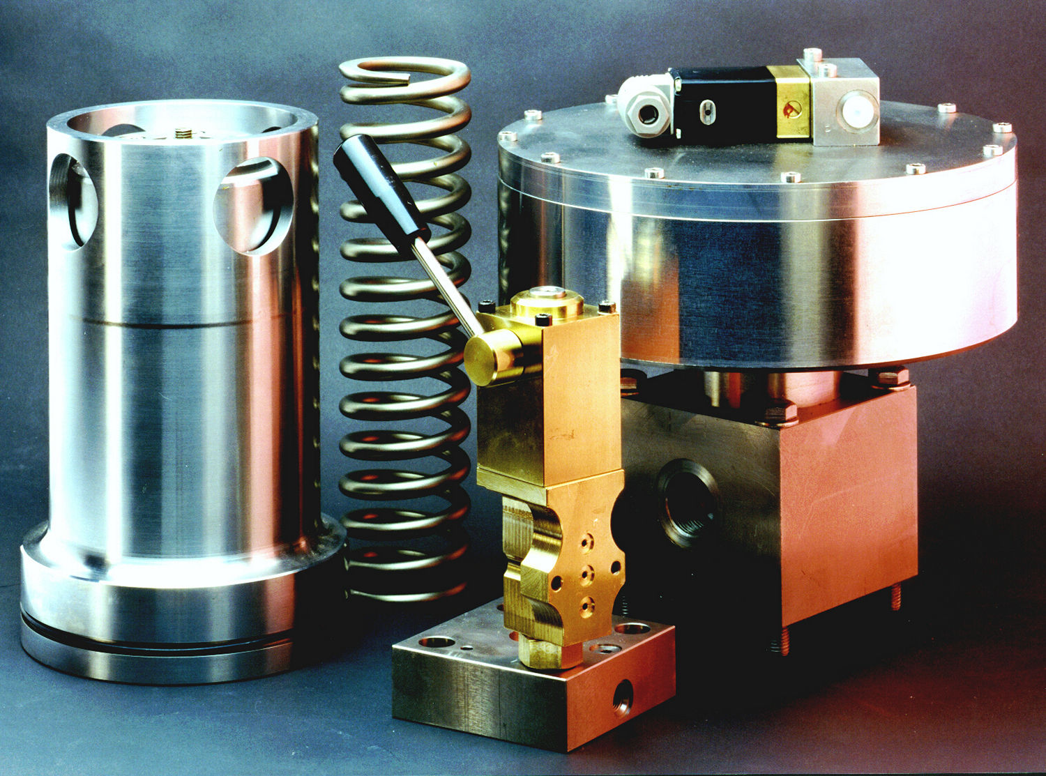 High Pressure Fluid Power Components GPM Controls
