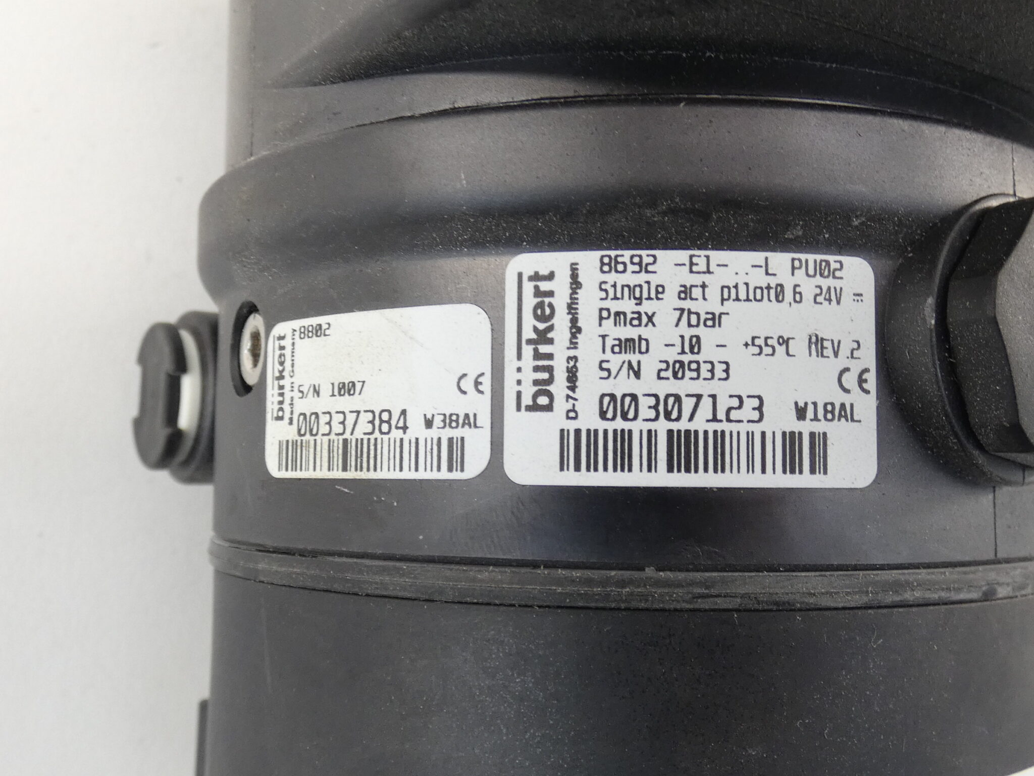 Burkert 8692 Digital Positioner Control Valve, Single Act Pilot 0.6