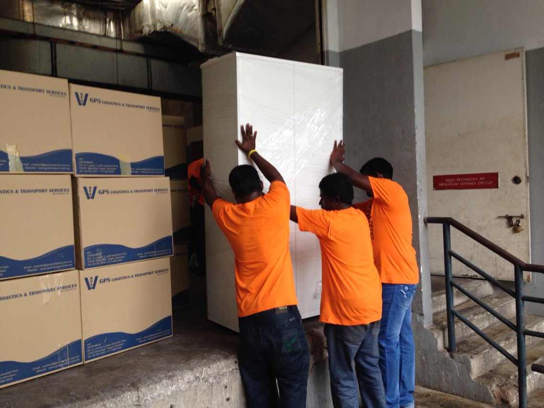 Professional Movers in Malaysia Kuala Lumpur, Penang, Selangor
