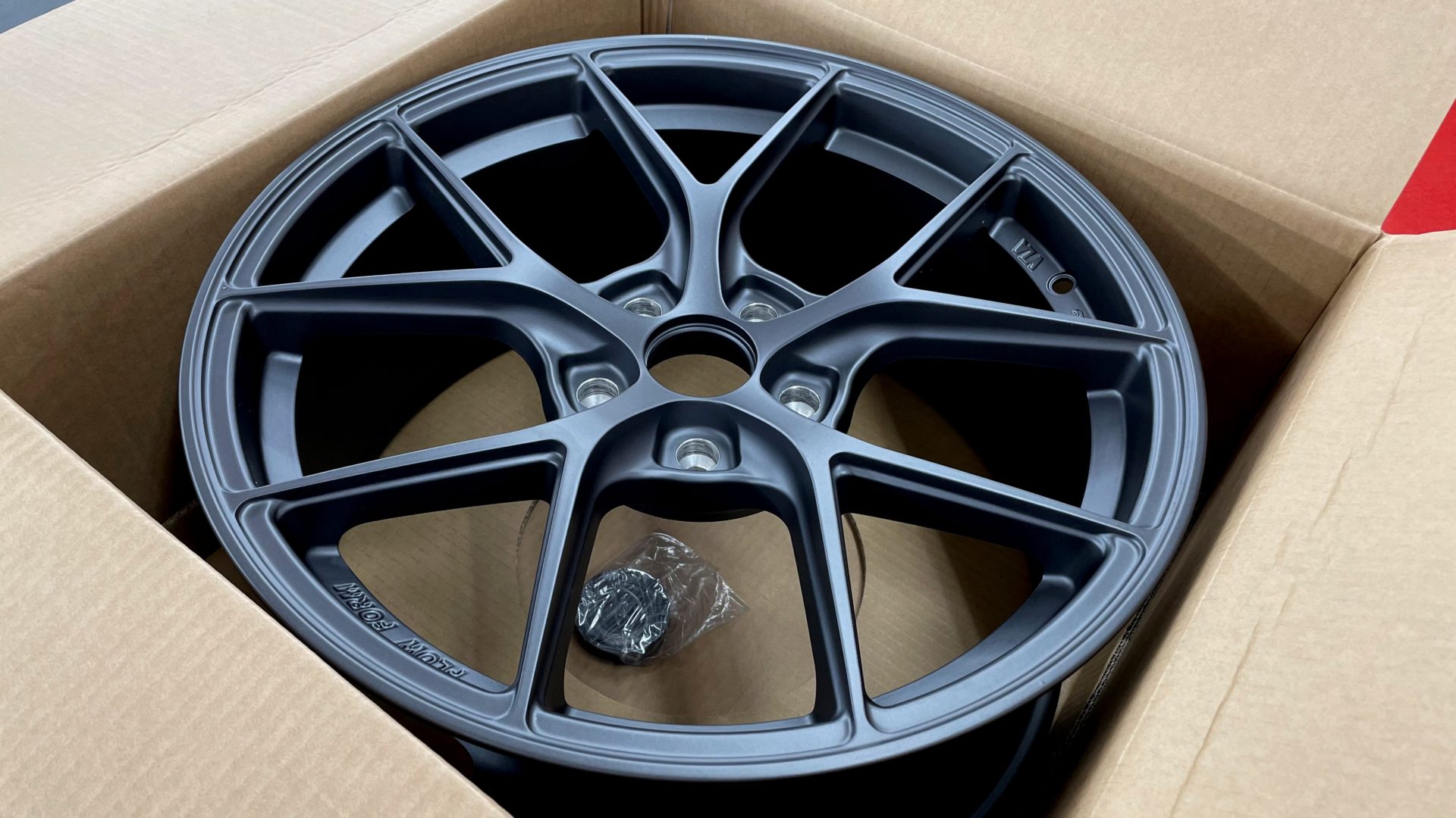 Felgi / Wheels JR SL01 18x8 ET40 grafitowy mat Toyota GR Yaris