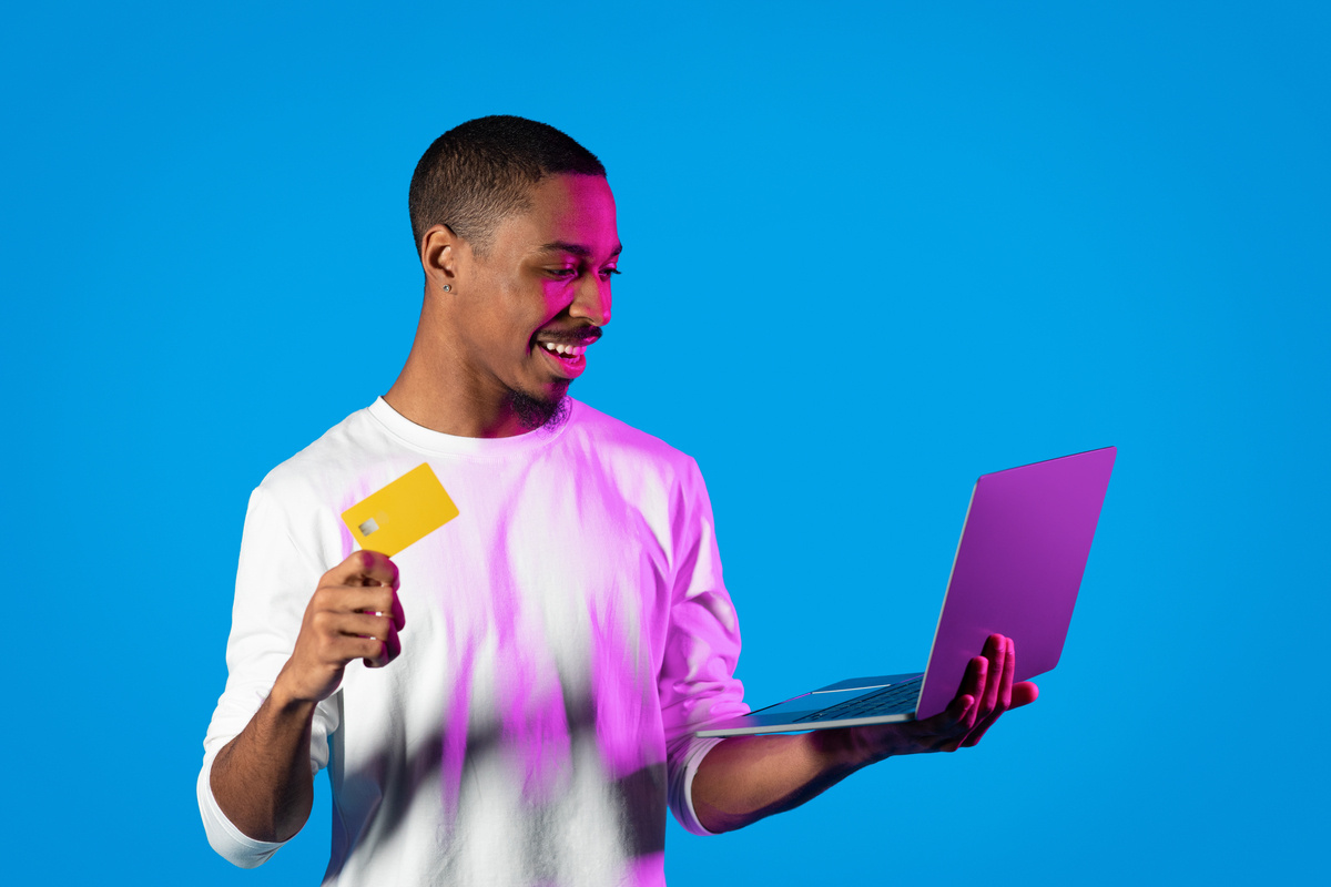 What is an egift card and how does it work? GR4VY