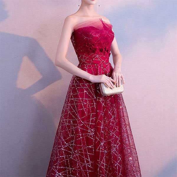 おめでたいお席に 赤のロングドレス Grace Closet 業界初！ 全品新品のレンタルドレス専門店