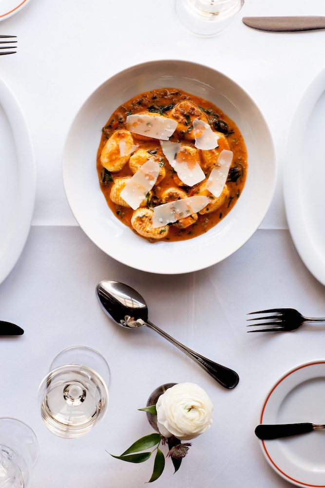 The 15 Best Restaurants in Charleston (& What To See While You're There) Grace & Lightness